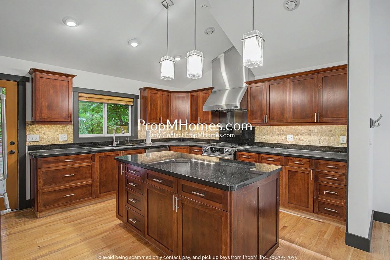 1112 1112 Erickson Street - NEW PROPERTY - Photo 6 of 33