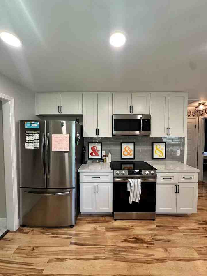 642 E Park Ave - Photo 5 of 23