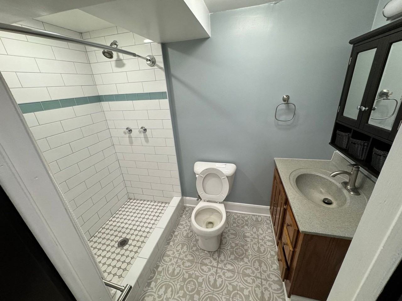 3457 W 55th St - Photo 2 of 10