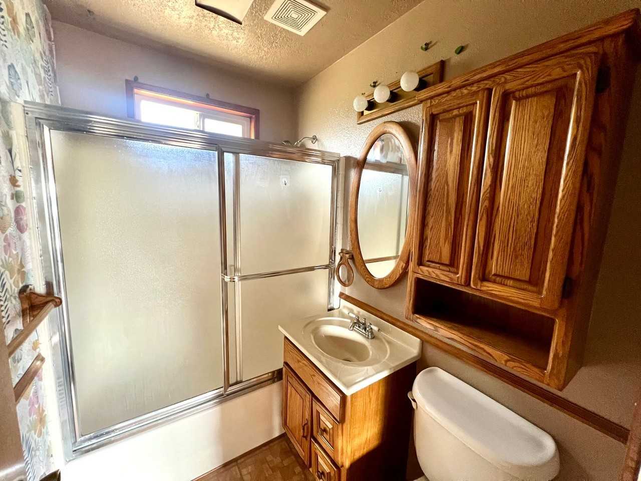 1680 Garfield St - Photo 4 of 15