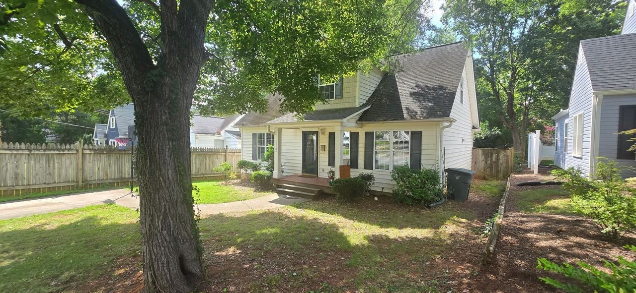 2322 Walker Ave - Photo 2 of 21