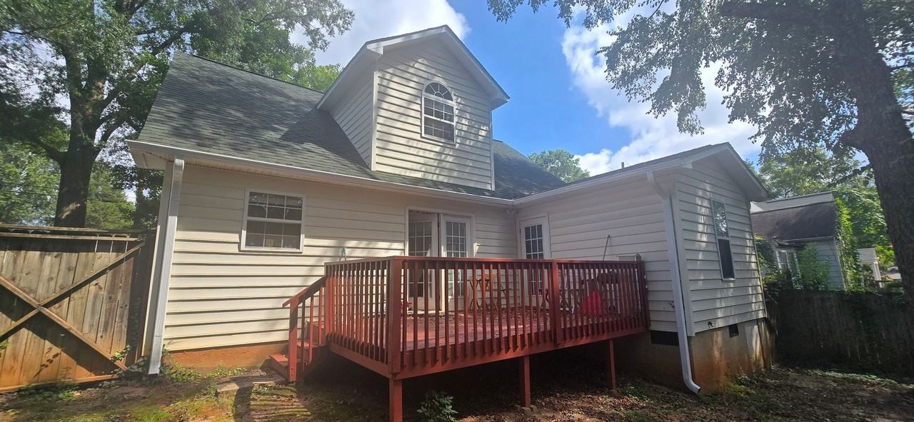 2322 Walker Ave - Photo 5 of 29