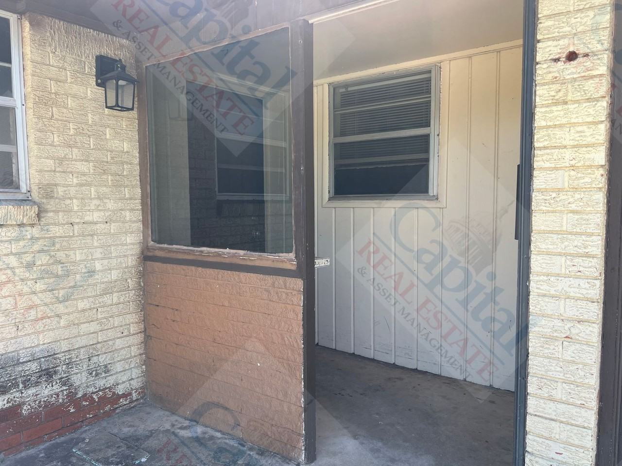 4304 Nw 11th St - Photo 2 of 37