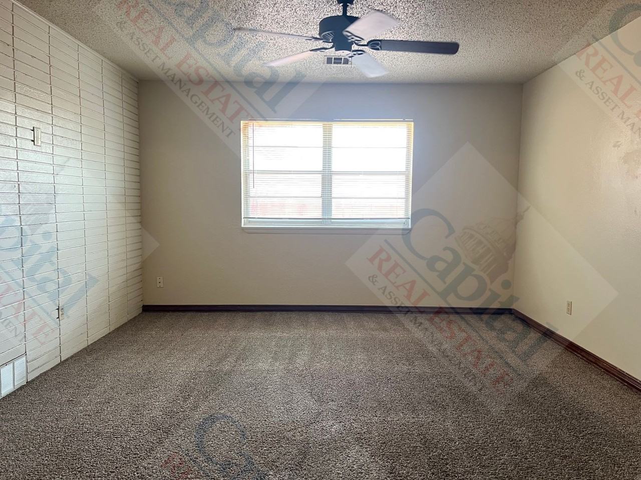 4304 Nw 11th St - Photo 5 of 37