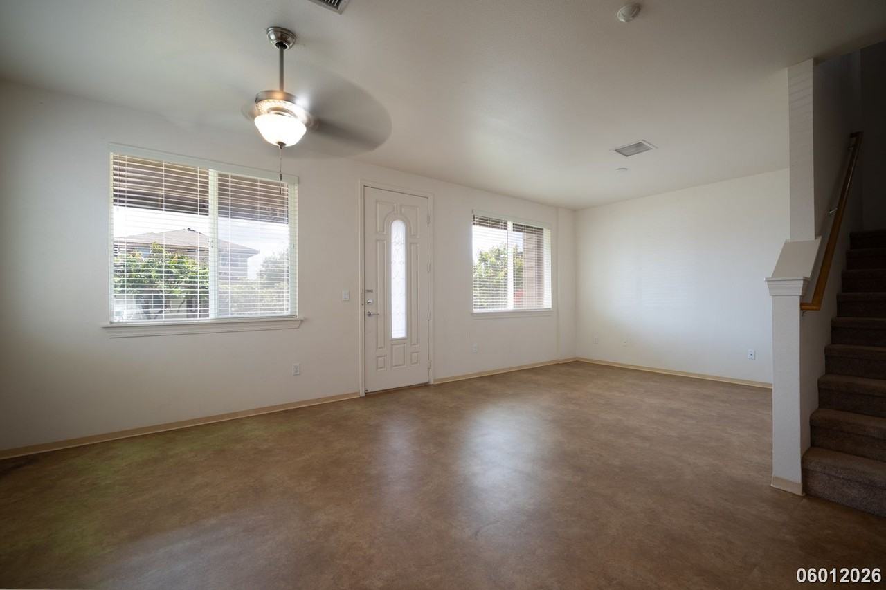 426 Malamalama St - Photo 5 of 29