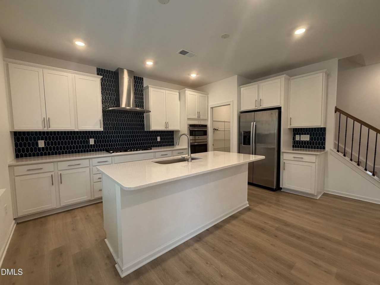 611 Contento Ct - Photo 3 of 19