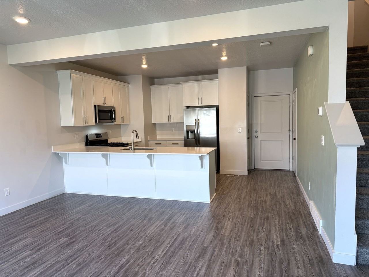 3738 W Soft Whisper Way - Photo 4 of 26