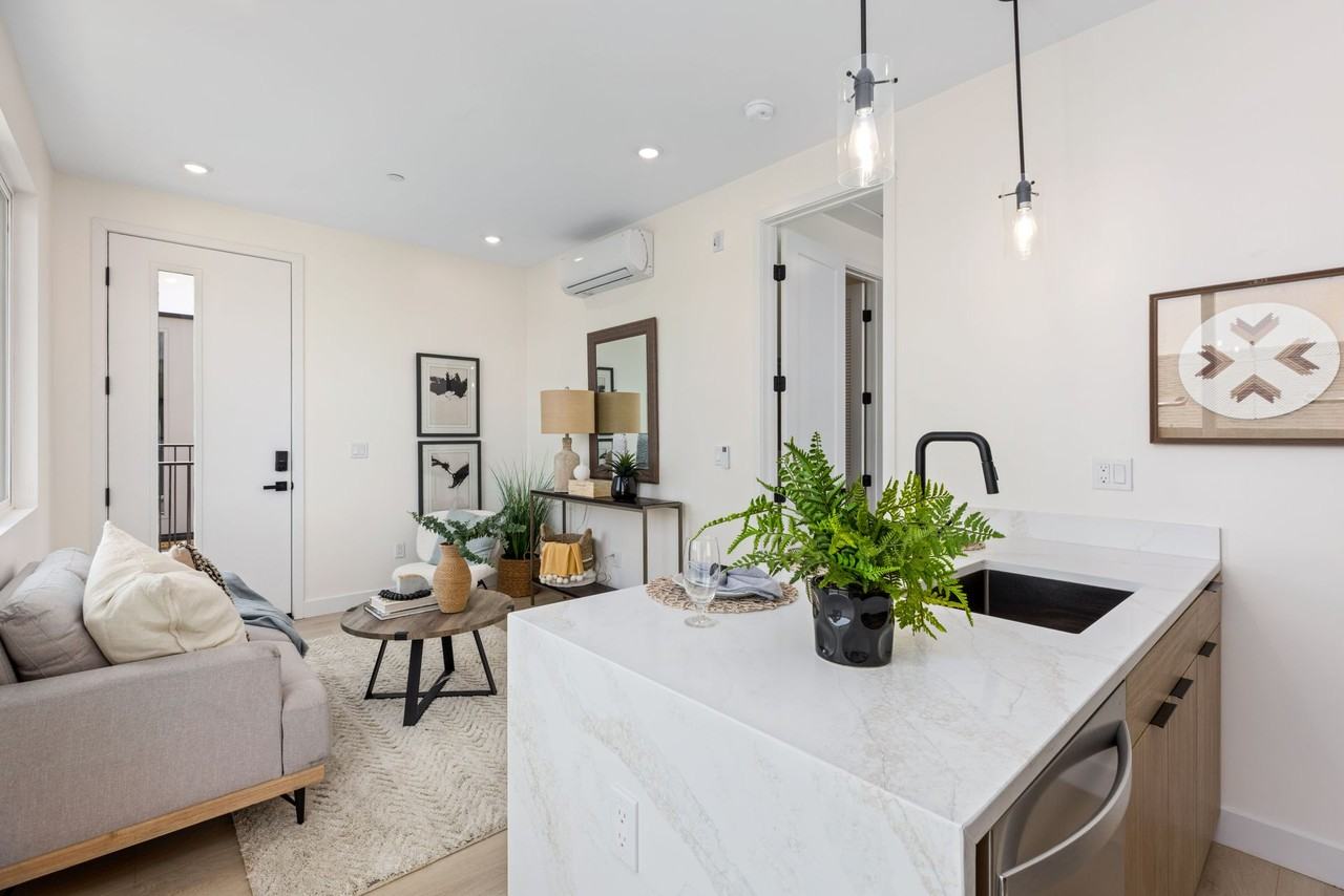 Boren St - Photo 6 of 45