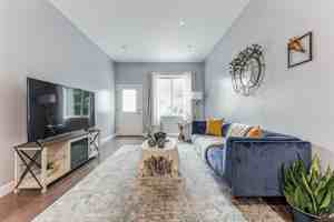 featured image of 2110 N 7th St