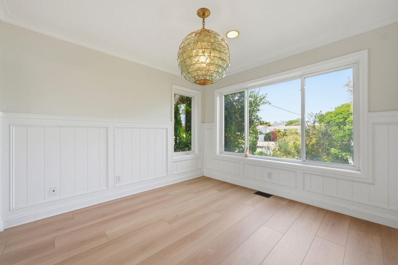 315 1/2 Goldenrod Ave - Photo 5 of 30