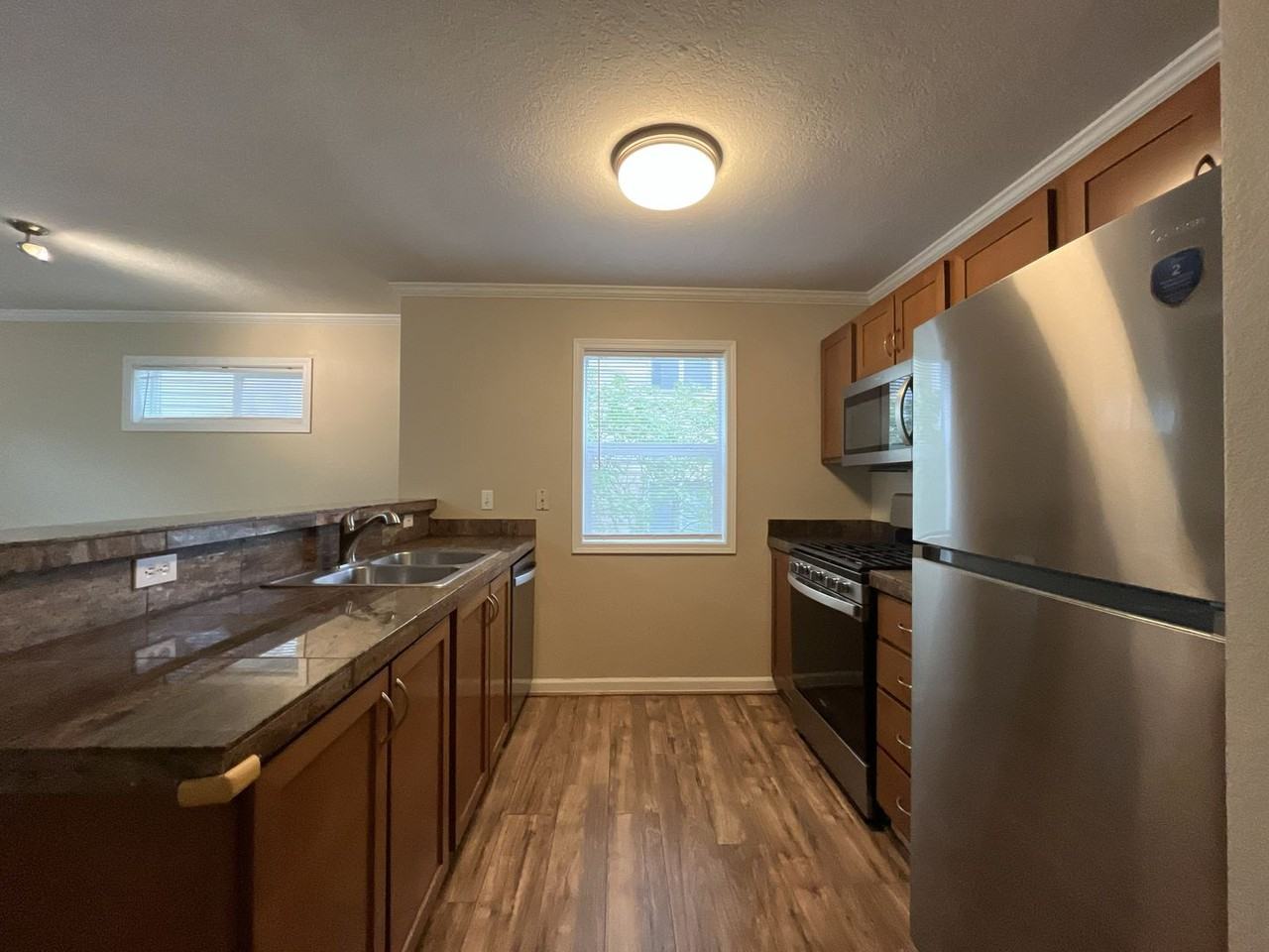 15060 Nw Central Dr #1104 - Photo 6 of 34