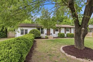featured image of 3213 Sennadale Ln