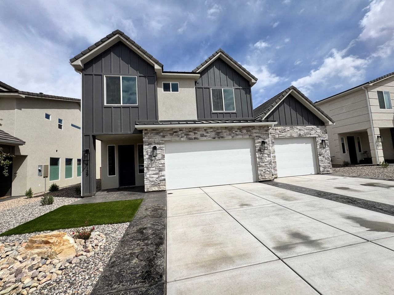 4149 E El Capitan Way - Photo 3 of 39