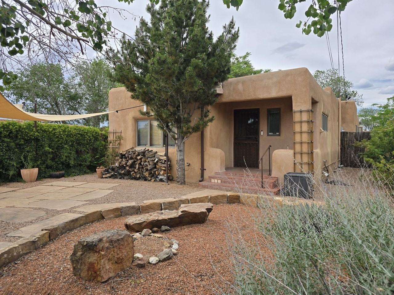 617 Don Felix St #A - Photo 2 of 25