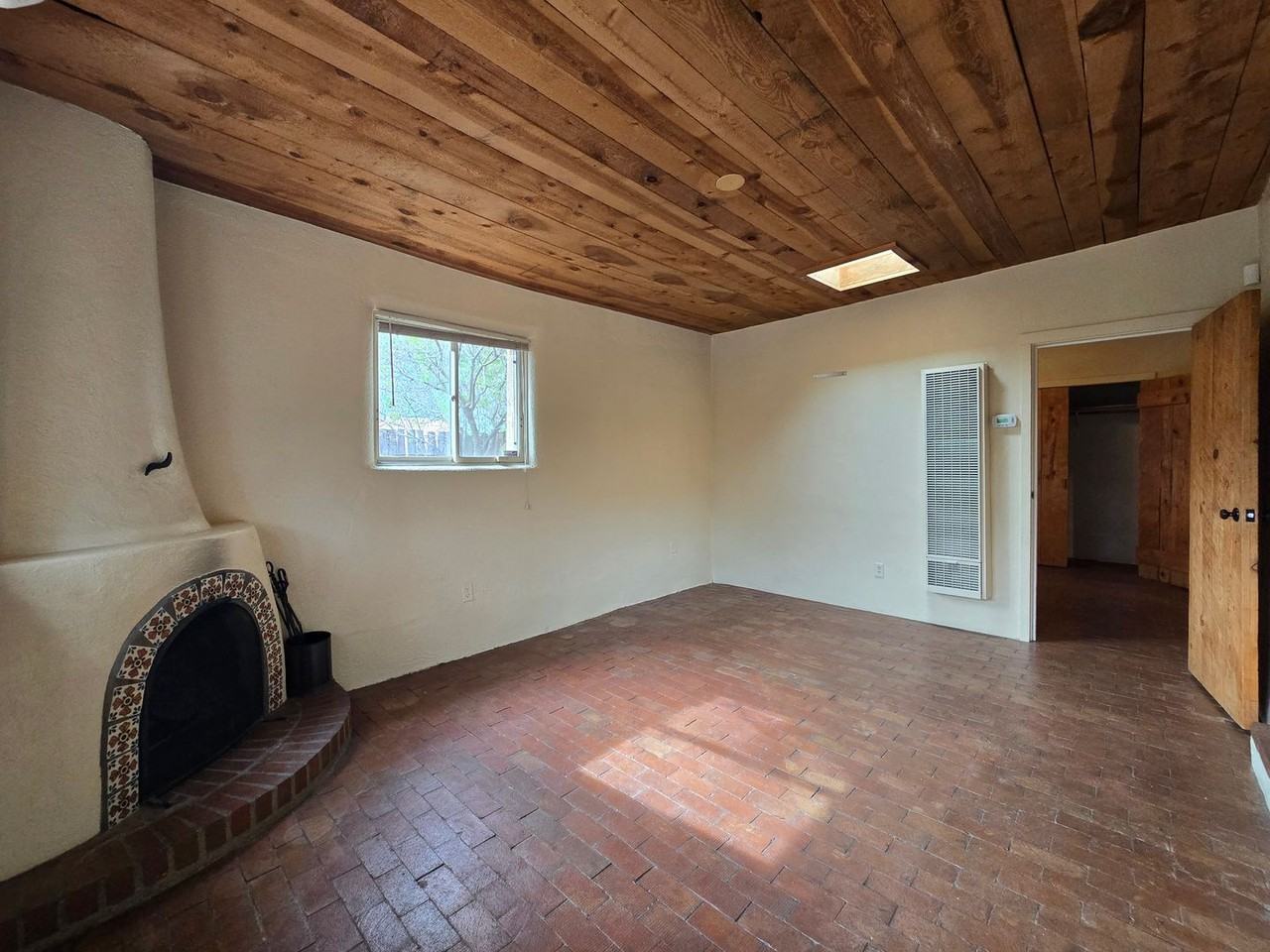 617 Don Felix St #A - Photo 4 of 25