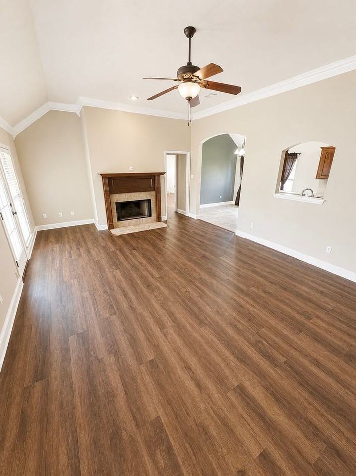 111 Fitzwilliam St - Photo 2 of 9