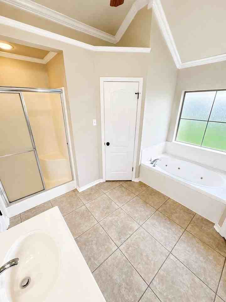 111 Fitzwilliam St - Photo 5 of 9