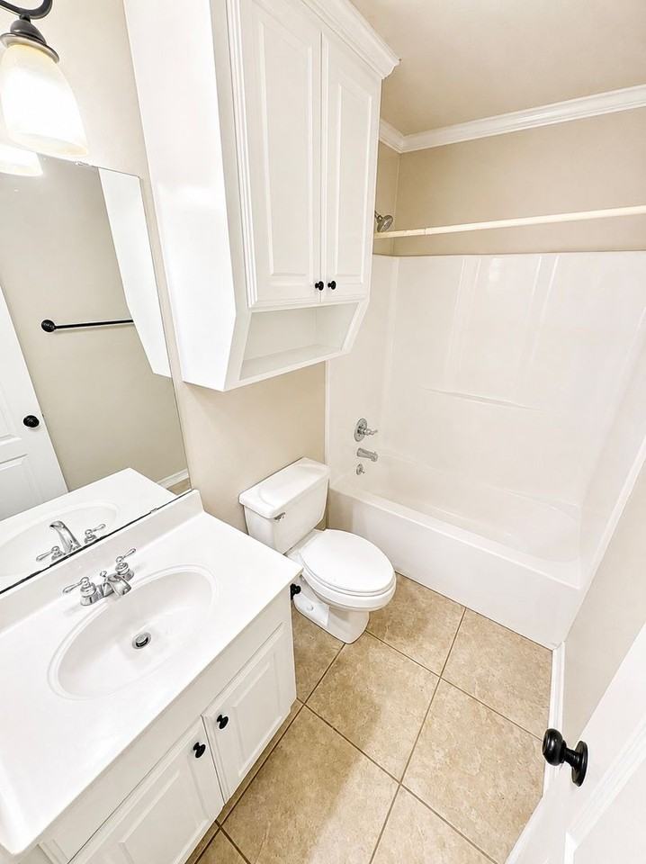 111 Fitzwilliam St - Photo 7 of 9