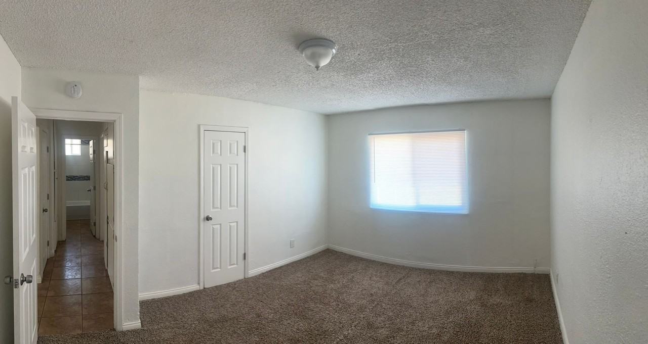 654 N Allen St - Photo 5 of 14
