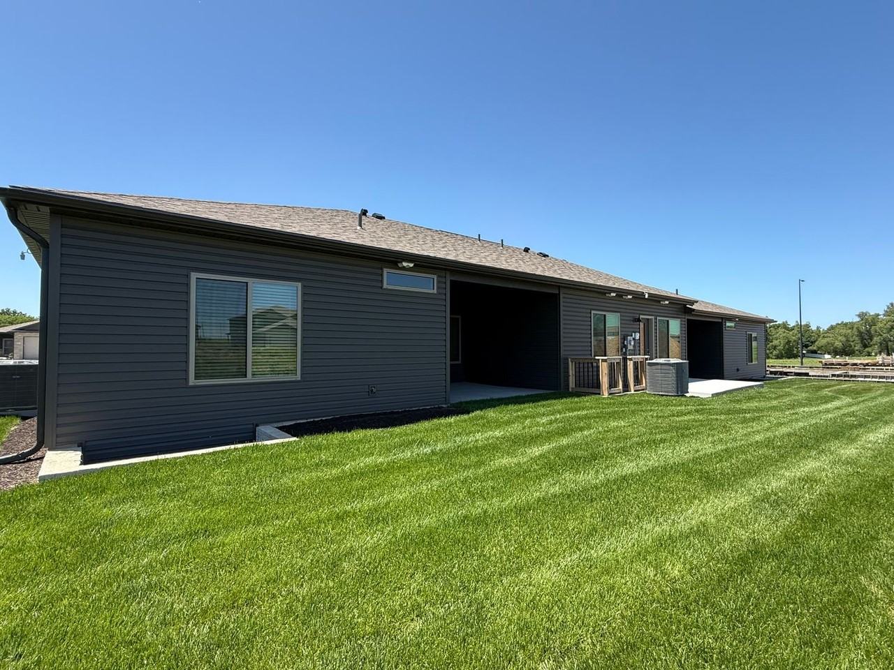 7007 Serpentine Dr - Photo 4 of 25