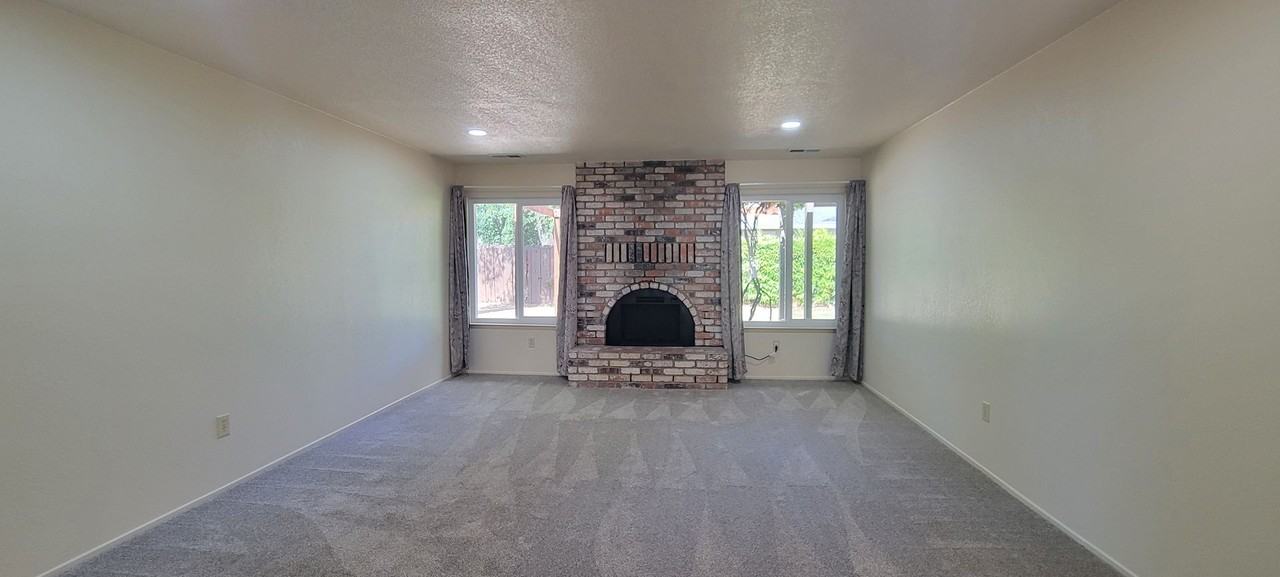 1988 Shasta Pines Way - Photo 5 of 36