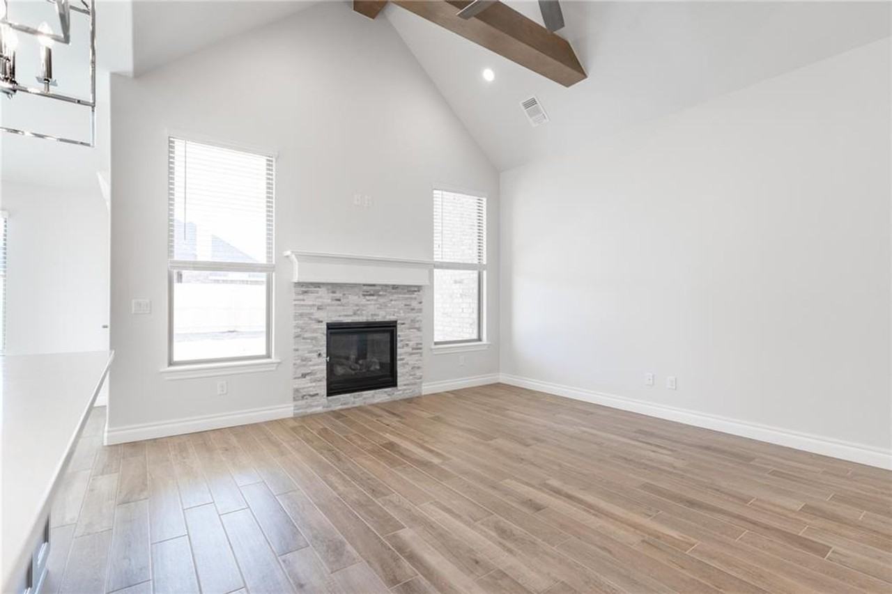 9320 Nw 116th St - Photo 3 of 29