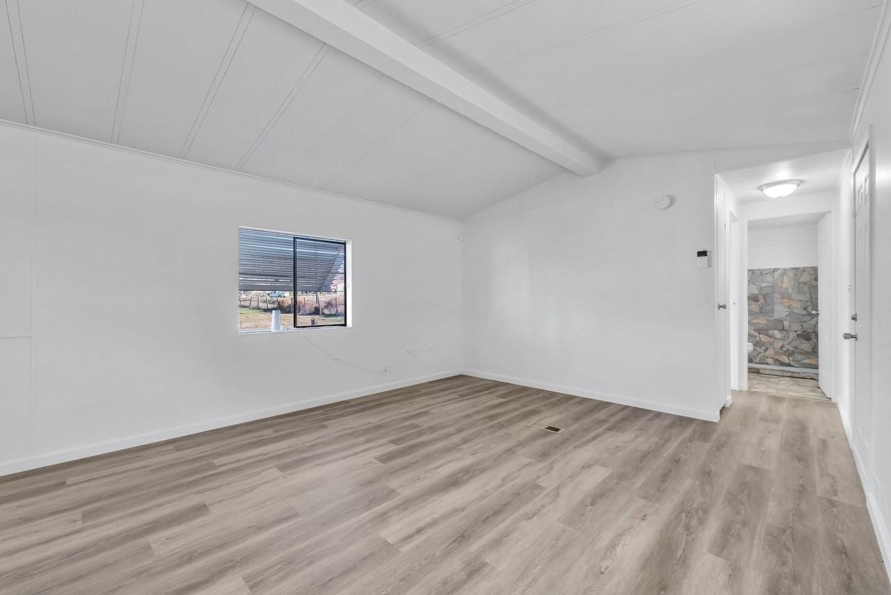 22450 Norris Ln. Nuevo 92567 - Photo 5 of 40
