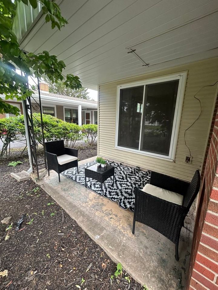 612 E Beaver Ave - Photo 3 of 27