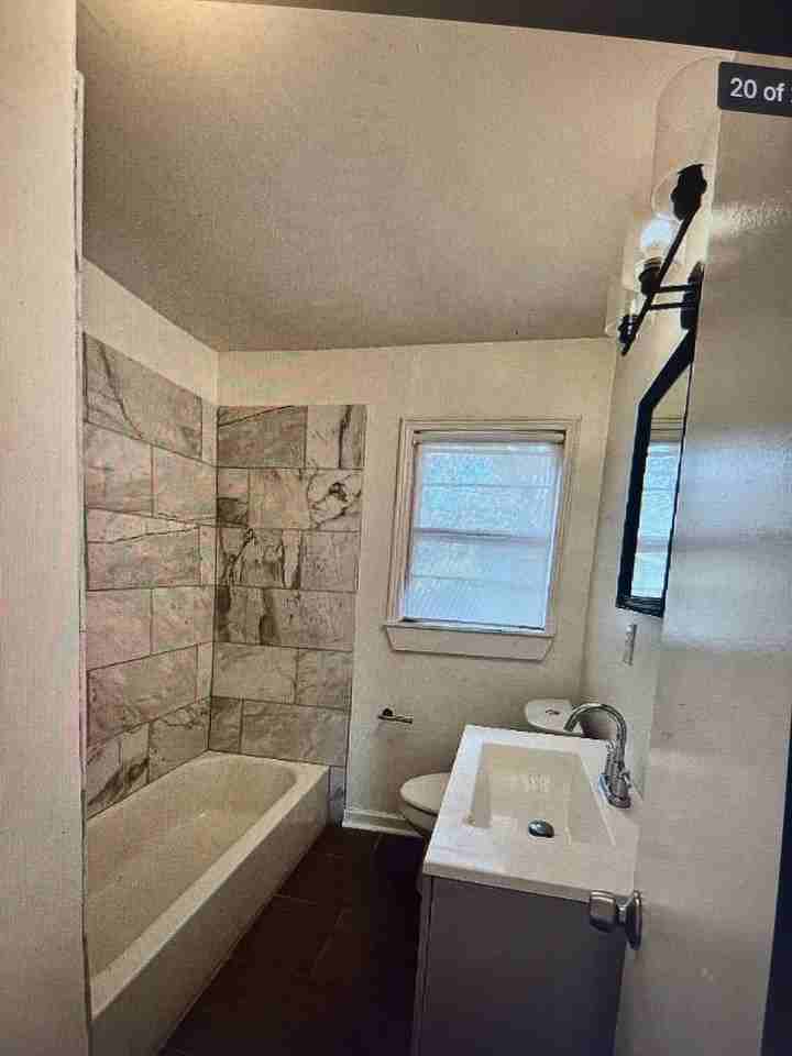 3509 Norwood Blvd - Photo 6 of 7
