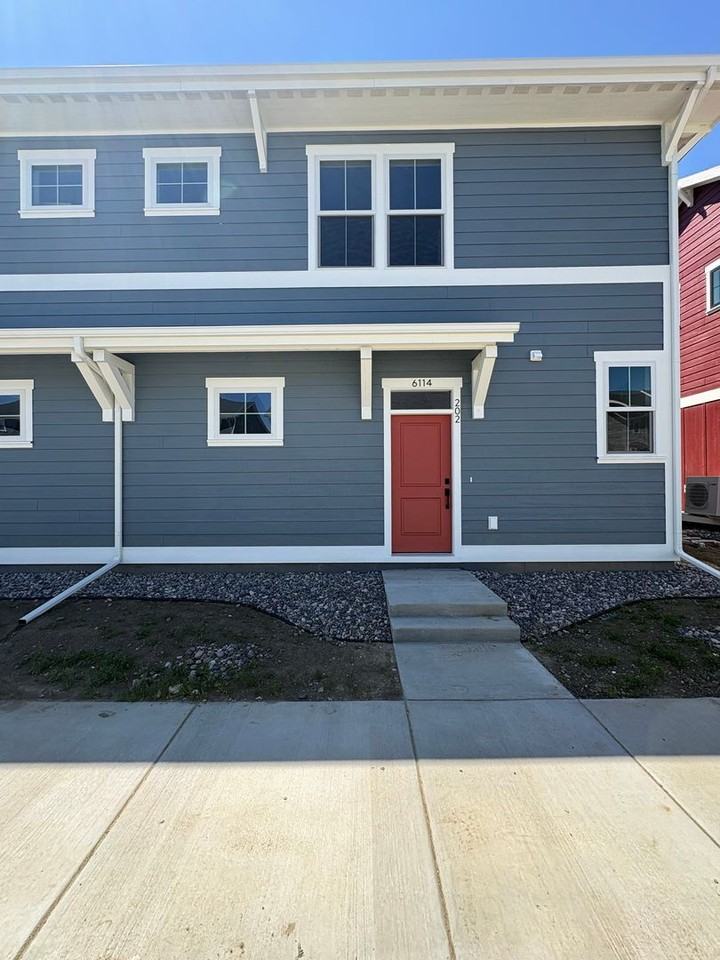 6114 Northstead Ave #202 - Photo 2 of 14