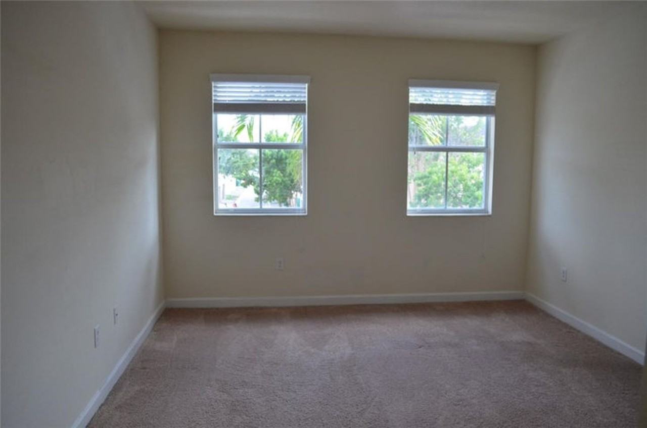 17093 Sw 93rd St - Photo 5 of 11