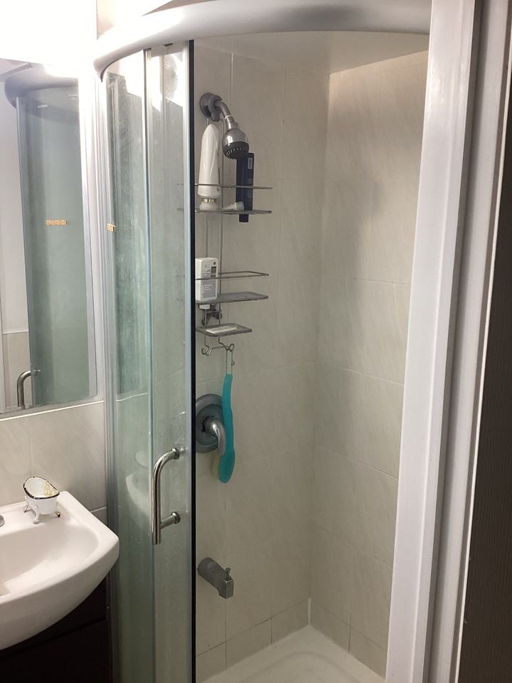 Downtown Studio Basement Unit for RENT - Photo 6 of 9