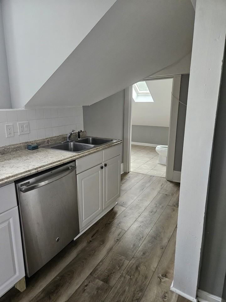 14 Hillside Street #3 - Photo 5 of 15