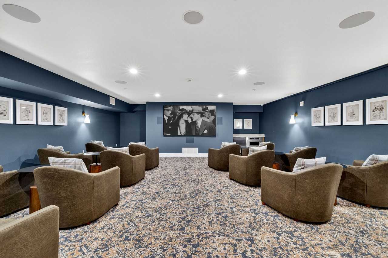 Vintage at Marine View Senior 55+ - Photo 6 of 21