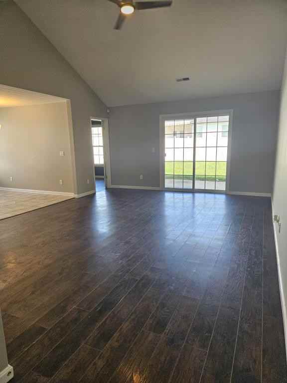 7608 Julia Dr - Photo 4 of 33