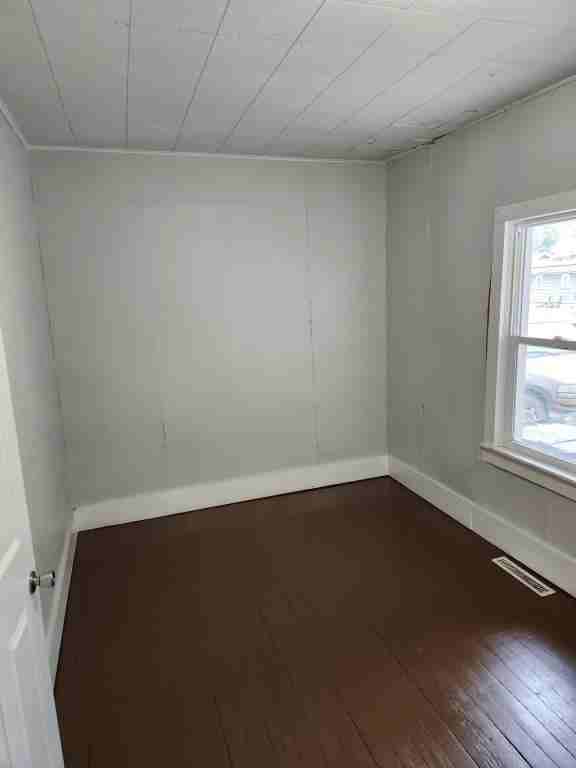 217 S Scott St - Photo 3 of 6