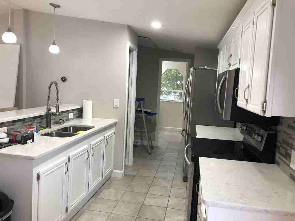 13708 Palm Dr - Photo 2 of 8