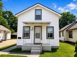 featured image of 419 W Washington St
