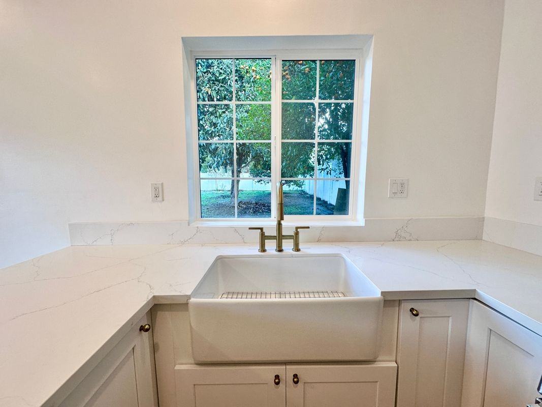 221 N 7th St - Photo 7 of 9