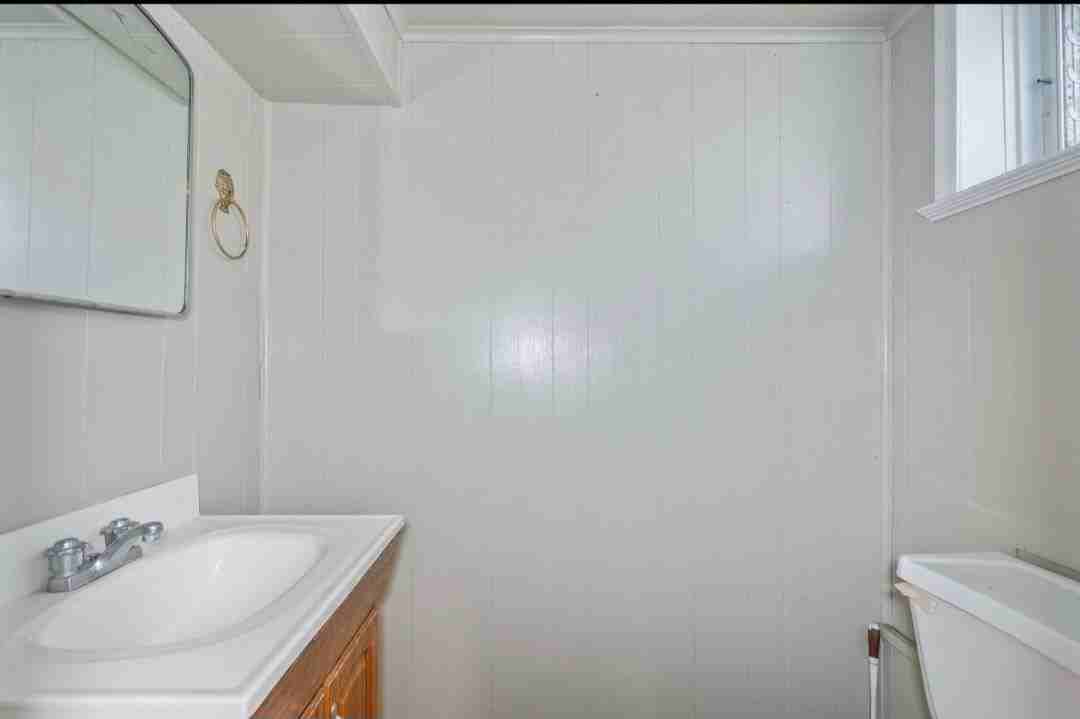 9967 Verree Rd - Photo 2 of 18