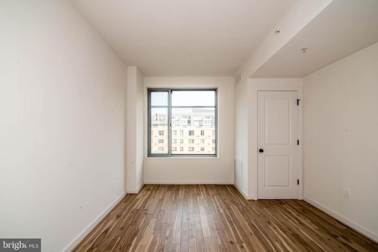 475 K St Nw #828 - Photo 4 of 13