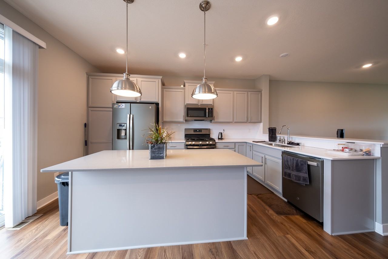 575 Locke Pointe Dr Ne #1 - Photo 6 of 21
