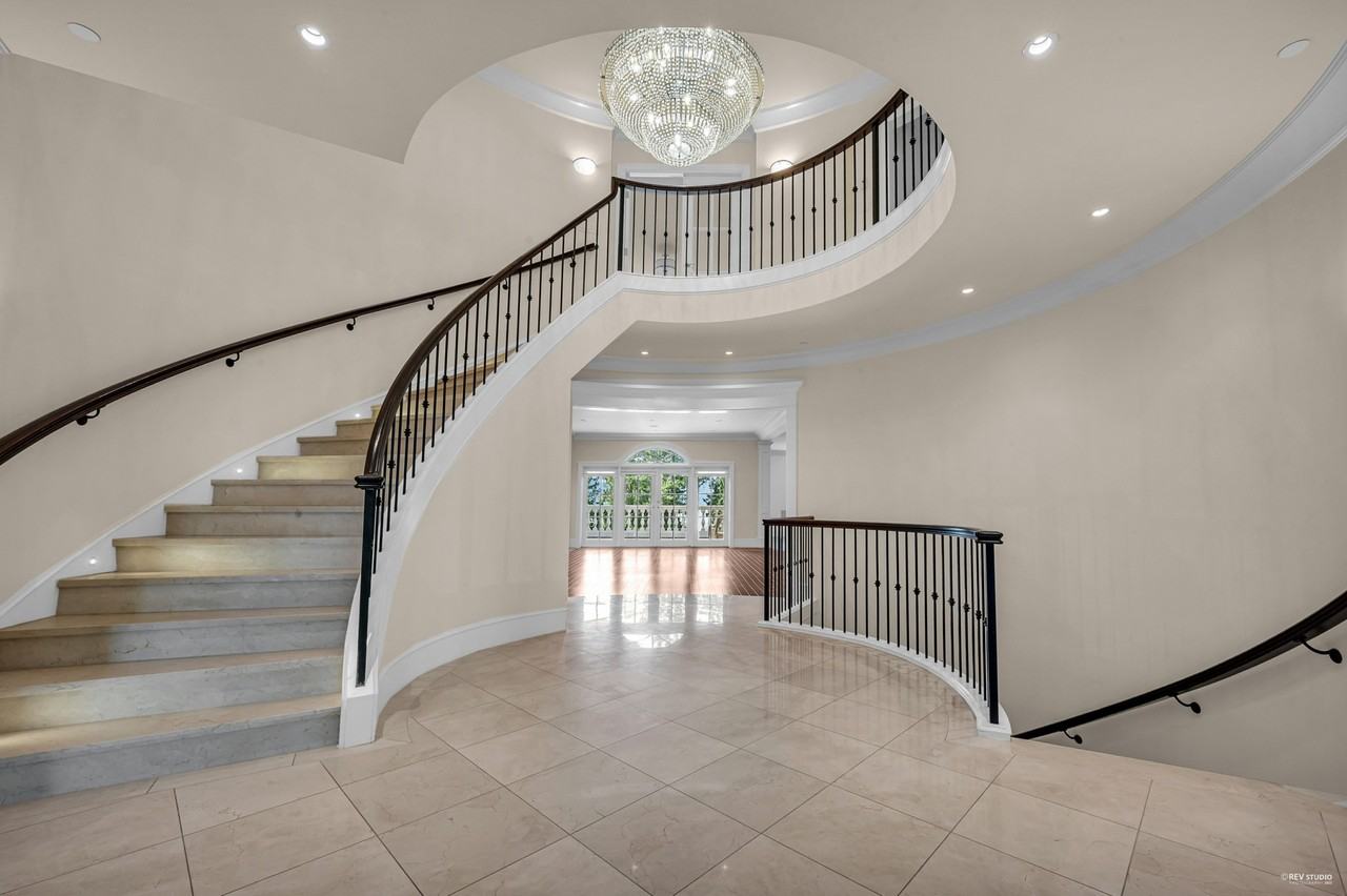 6089 Gleneagles Drive - Photo 8