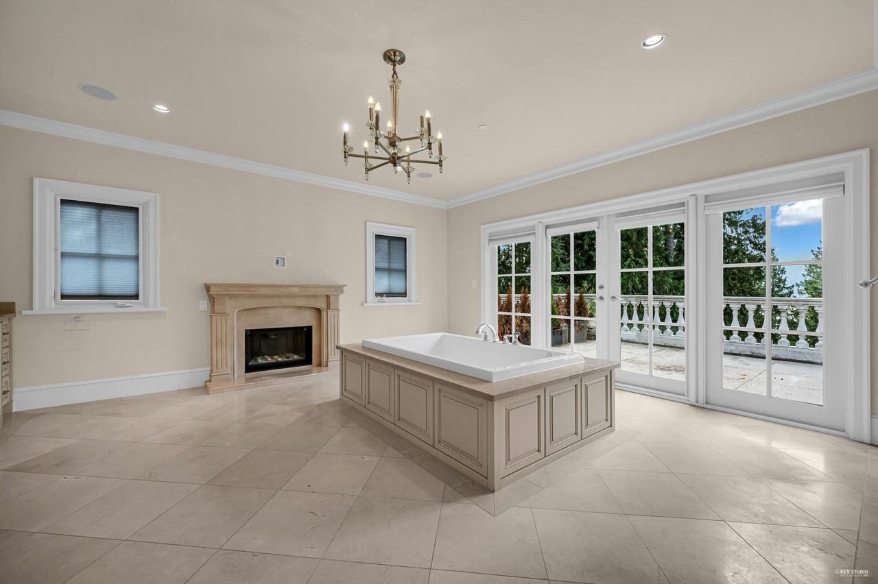 6089 Gleneagles Drive - Photo 13