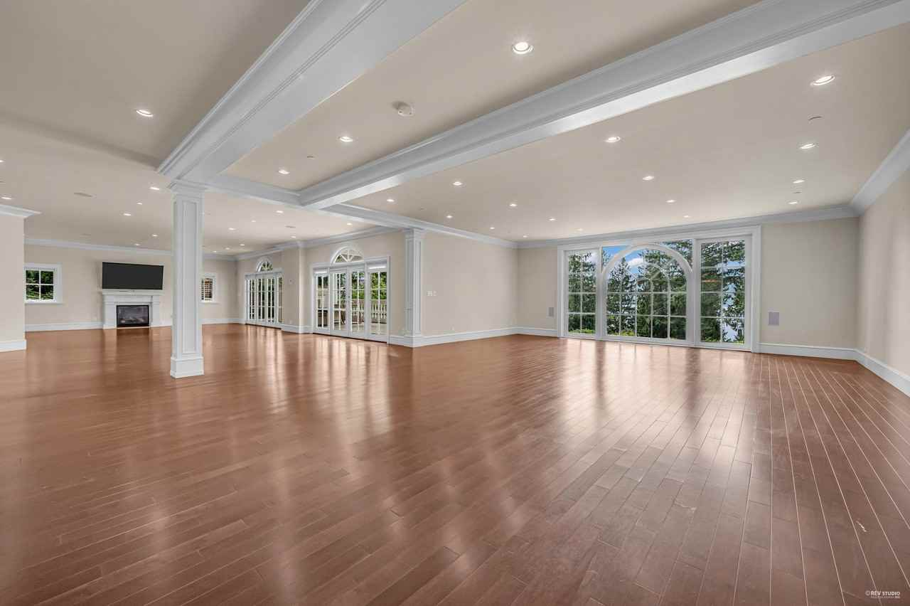 6089 Gleneagles Drive - Photo 19