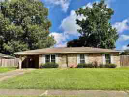 featured image of 555 Burgin Ave