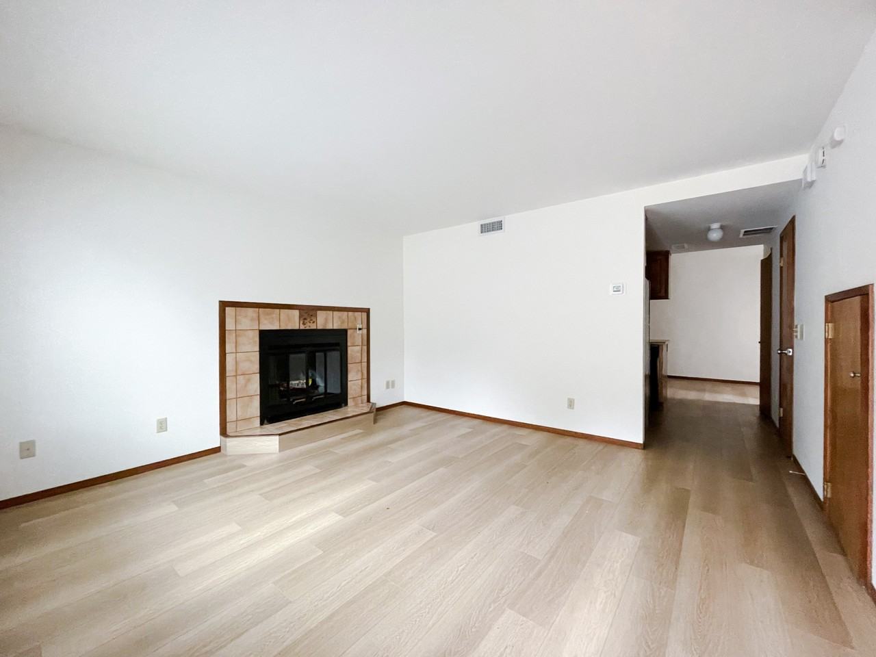 2980 Sunridge Dr #2980 - Photo 6 of 11