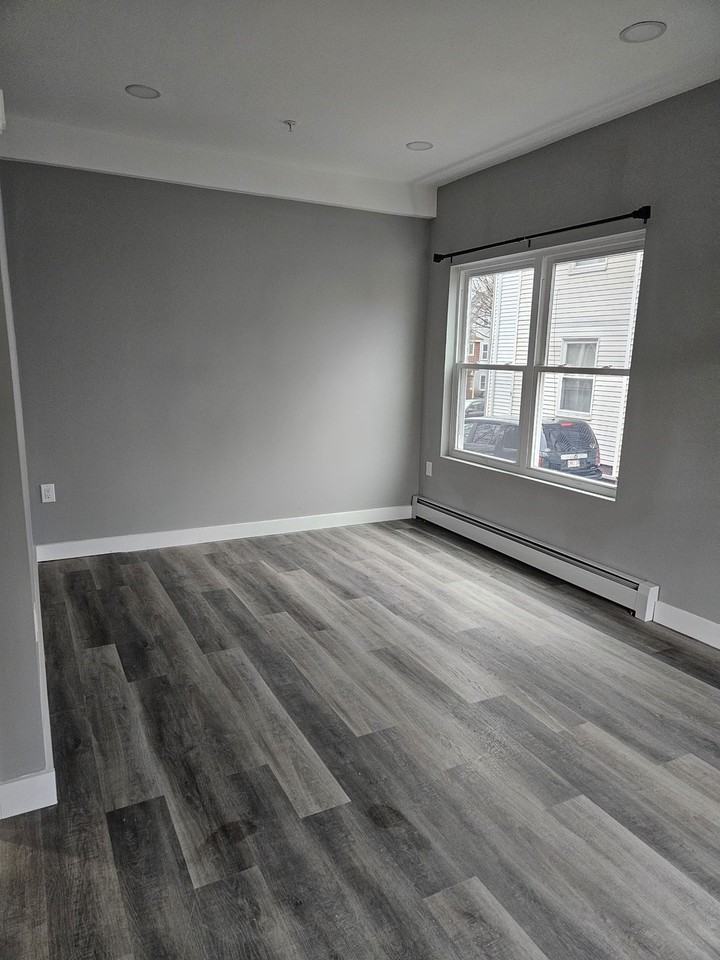 32 Irving Street #1 - Photo 7 of 19