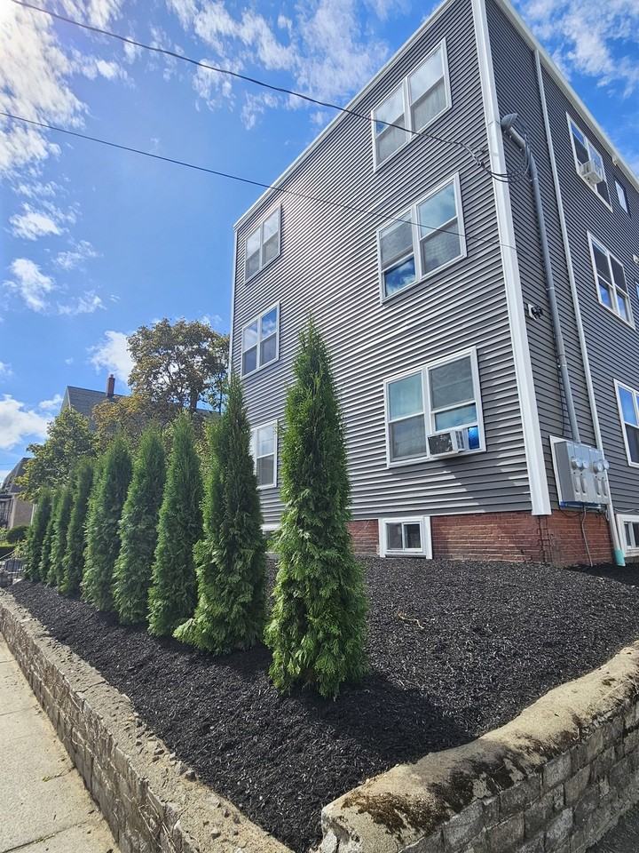 32 Irving Street #1 - Photo 2 of 19