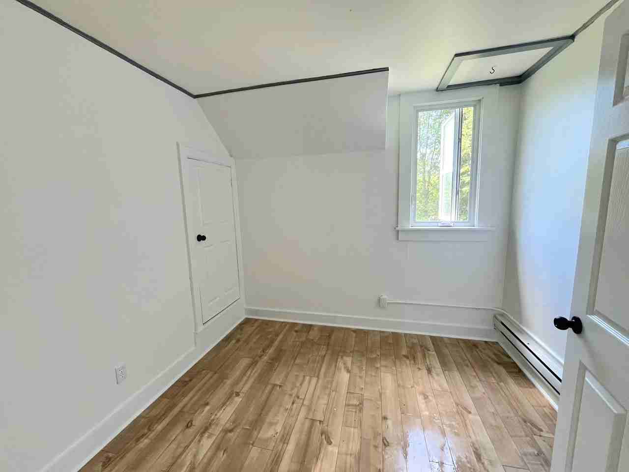 7 Mcgloin St #2 - Photo 4 of 6